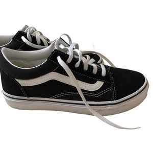 Girls Black Old Skool Vans